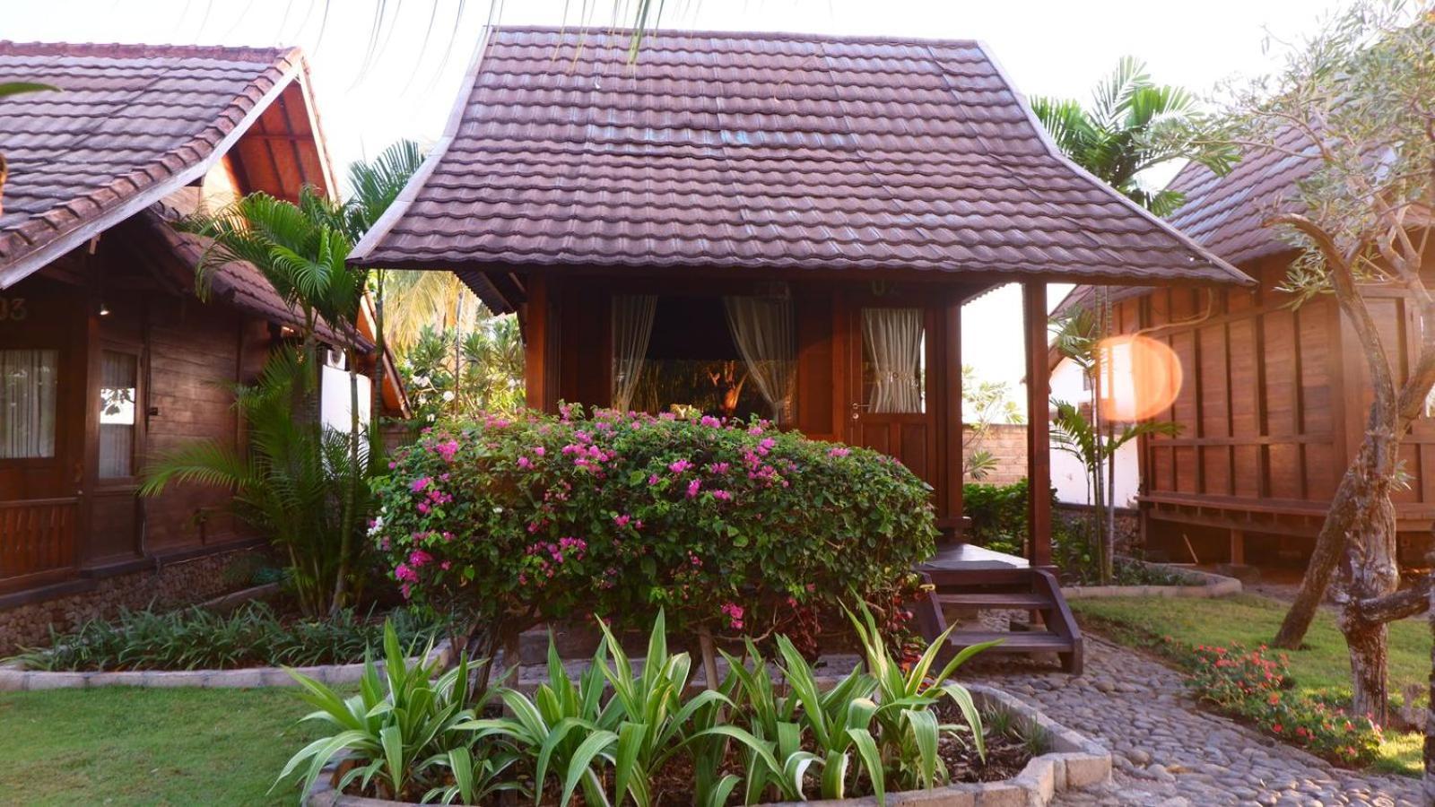 Mina Tanjung Hotel Exteriör bild